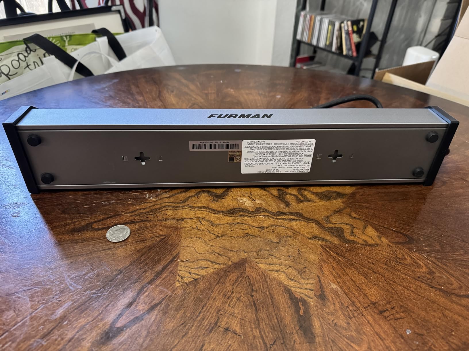 Furman PST-8D SMP EVS LiFT 15-Amp Aluminum Chassis 8-Outlet Isolated Outlet Banks Advanced Level Power Conditioning customer photo 1