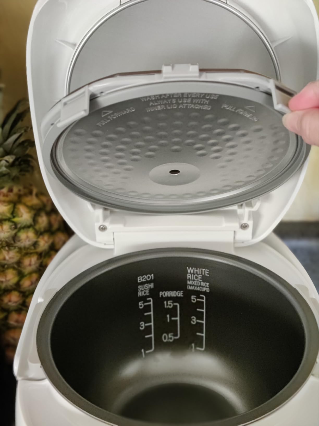 Zojirushi Neuro Fuzzy 10-Cup Rice Cooker and Warmer (Premium White) customer photo 1