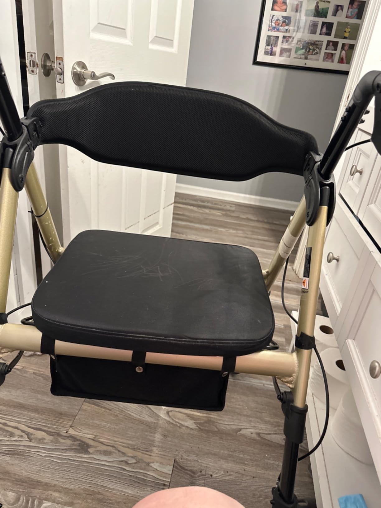 Drive Medical 10215RD-1 Bariatric Foldable Rollator Walker with Seat, Red customer photo 2