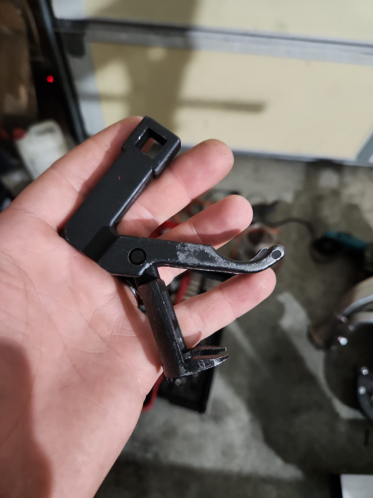 OTC 4573 Universal Overhead Valve Spring Compressor | Remove and Install Valve Springs without Cylinder Head Removal customer photo 2