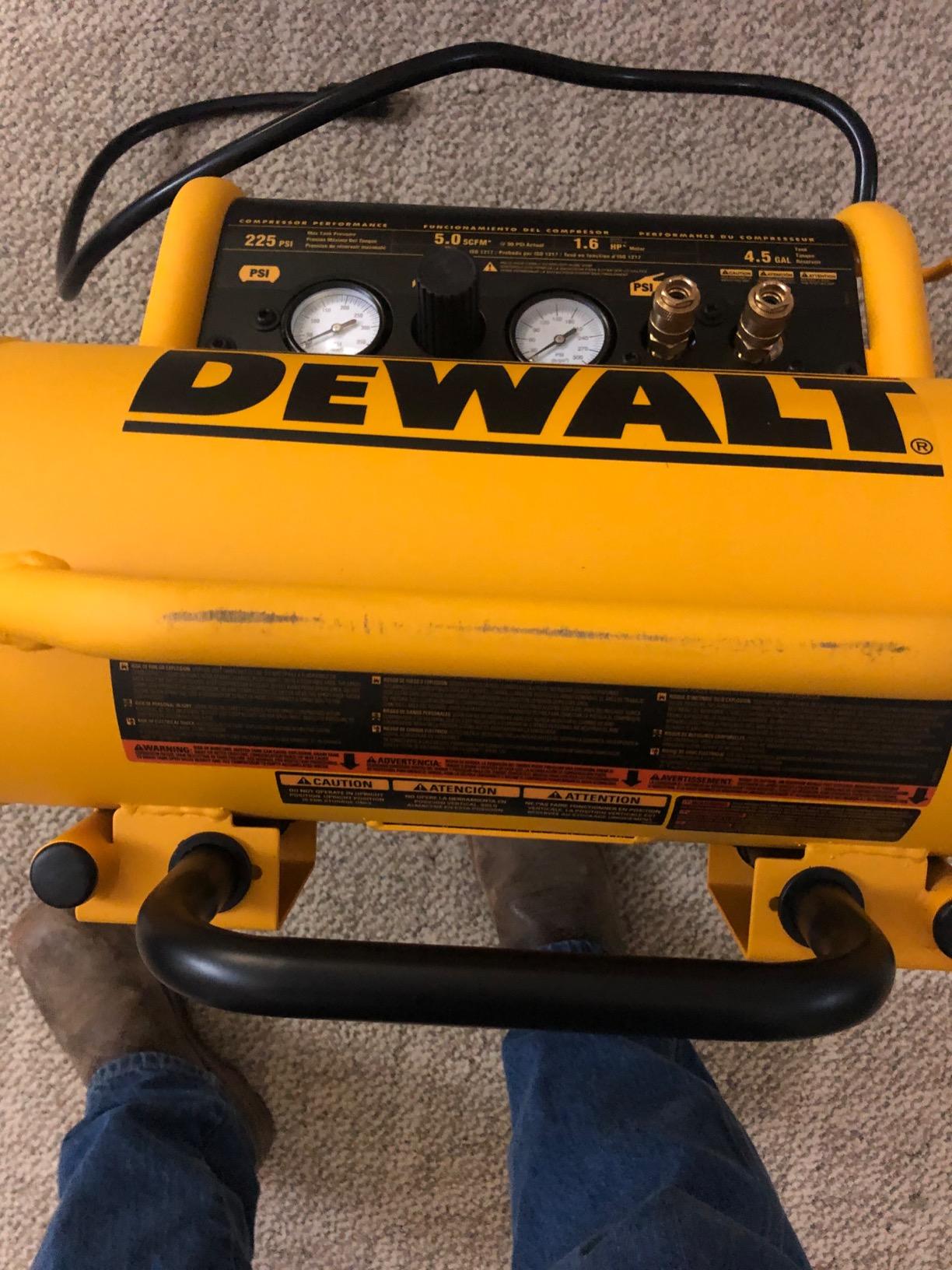 DEWALT Air Compressor, 225-PSI Max, Hand Carry with Wheels, 4-1/2 Gallon (D55146) customer photo 2