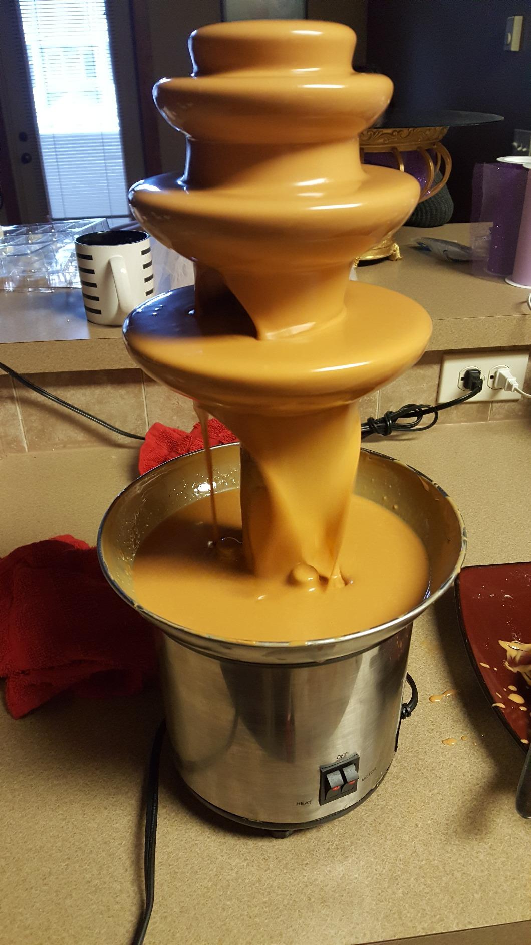 Nostalgia CFF986 32-Ounce Stainless Steel Chocolate Fondue Fountain, 2-Pound Capacity, Easy to Assemble 4 Tiers customer photo 2