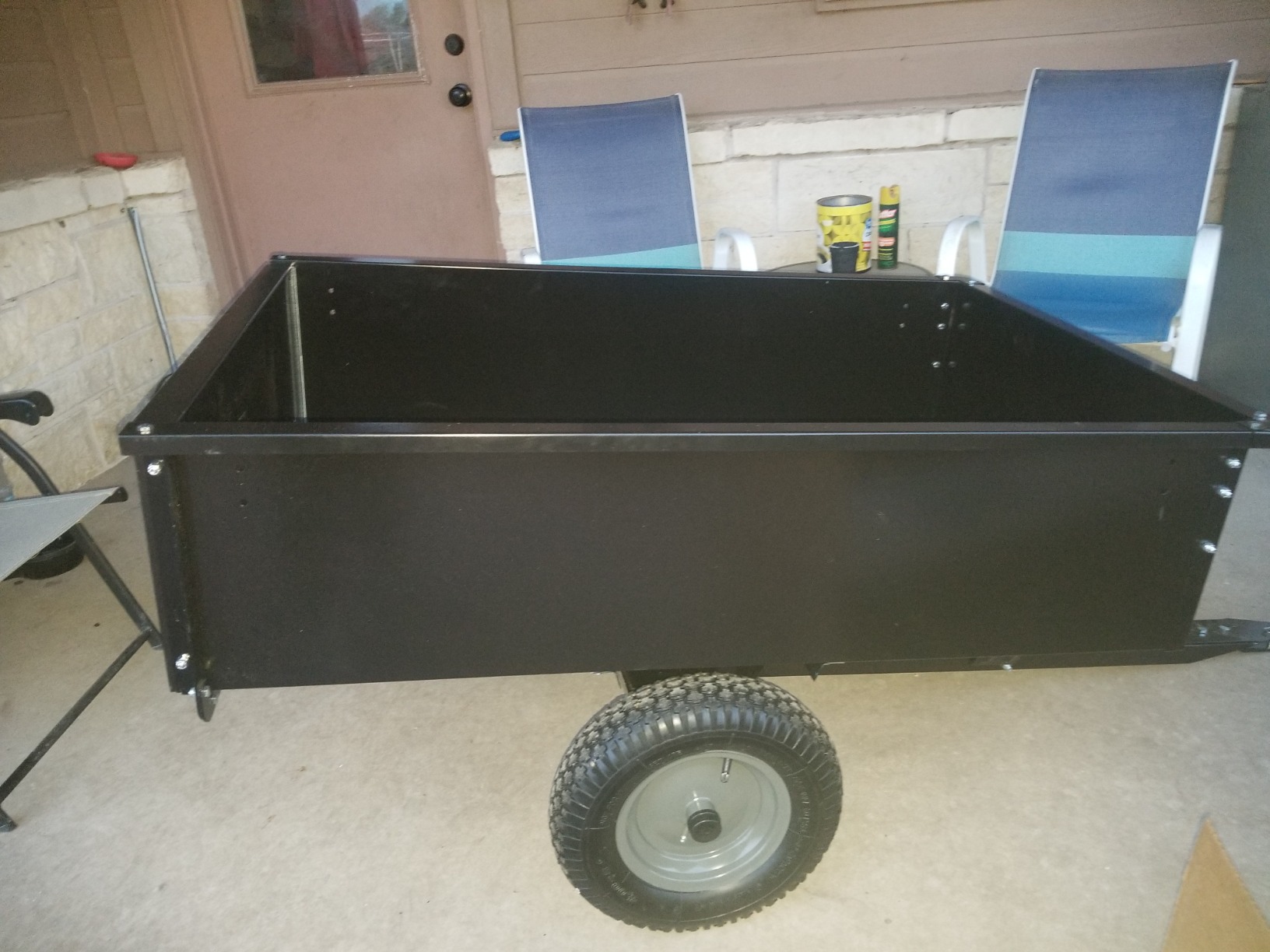 Agri-Fab Steel Utility Lawn and Garden Dump Cart for Riding Lawn Mowers, 750 lb Capacity with 12 Cu Ft Steel Bed and Pneumatic Tires customer photo 2