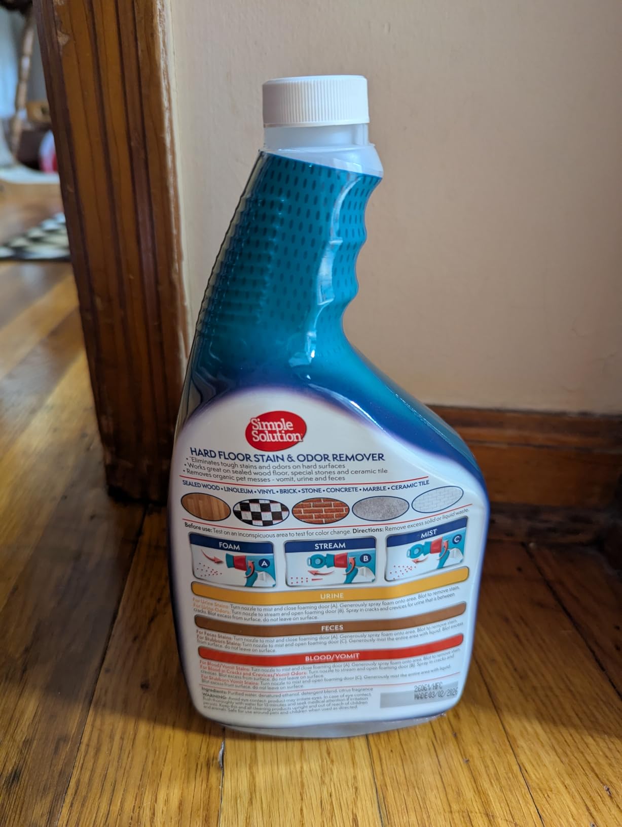 Simple Solution Hard Floor Dog Stain & Odor Remover, Enzyme Cleaner, 32oz | Dog Urine Enzyme Cleaner, Pet Floor Cleaner, Pet Cleaner Spray, Hardwood Floors, Dog Stain & Odor Remover, Pro-Bacteria customer photo 1
