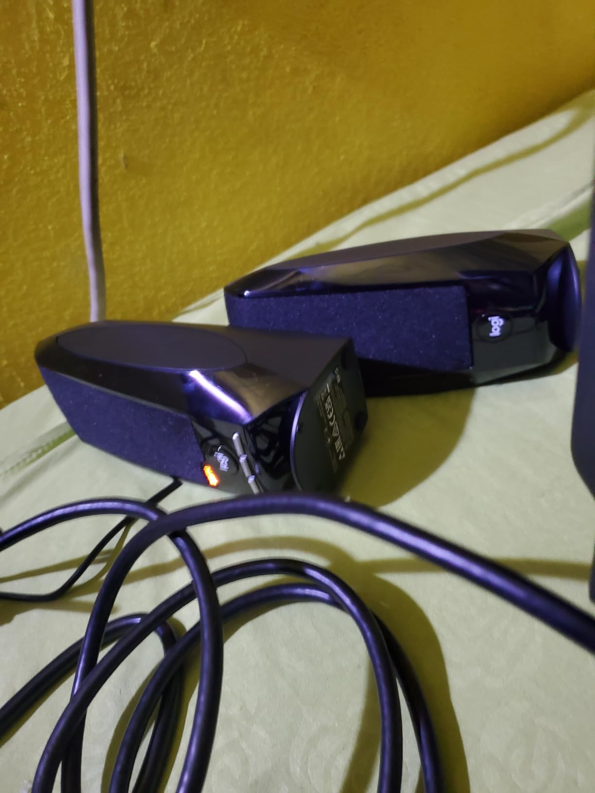 Logitech S150 USB Speakers with Digital Sound | Built-in volume and mute controls, 1.2W RMS power customer photo 1