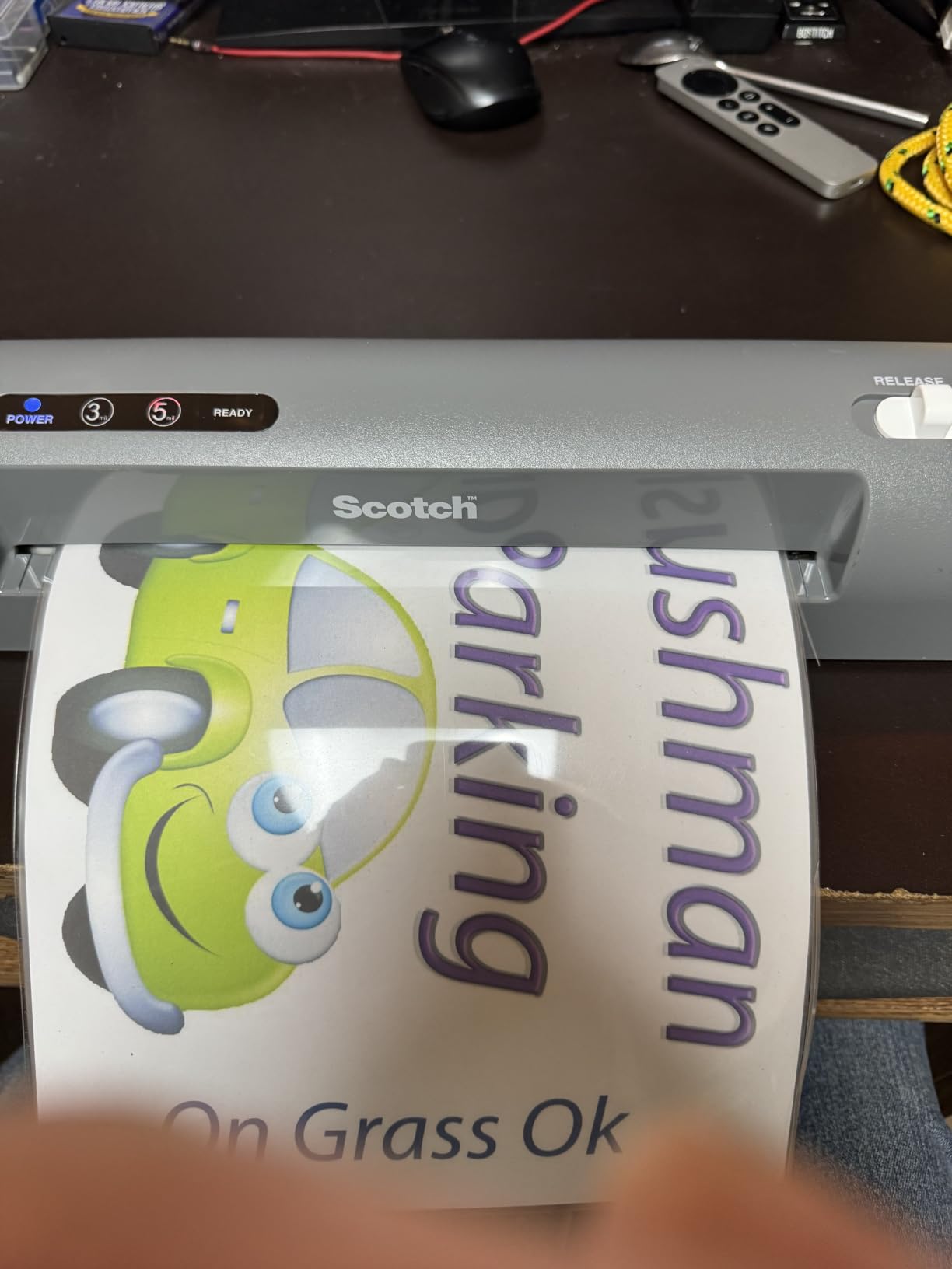 Scotch Thermal Laminator, 2 Roller System for a Professional Finish, Use for Home, Office or School, Suitable for use with Photos (TL901X) customer photo 2