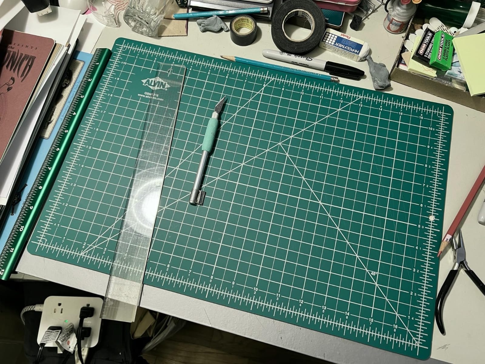 ALVIN GBM Self-Healing Cutting Mat 12 x 18 inch | Double-Sided Green/Black | 5-Layer Gridded Surface for Arts, Crafts and Sewing - Model GBM1218 customer photo 1