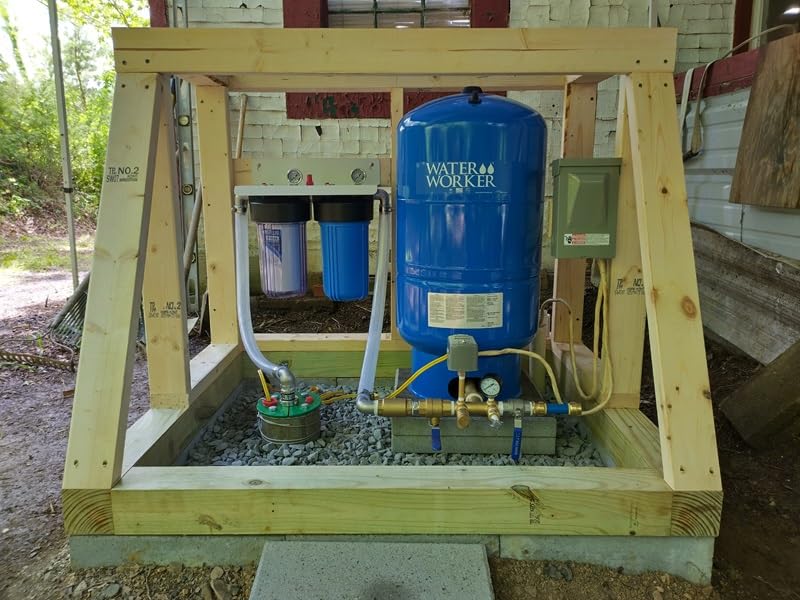 WaterWorker 25009 20Gal Vertical Well Tank, 20 Gallon, Blue customer photo 2
