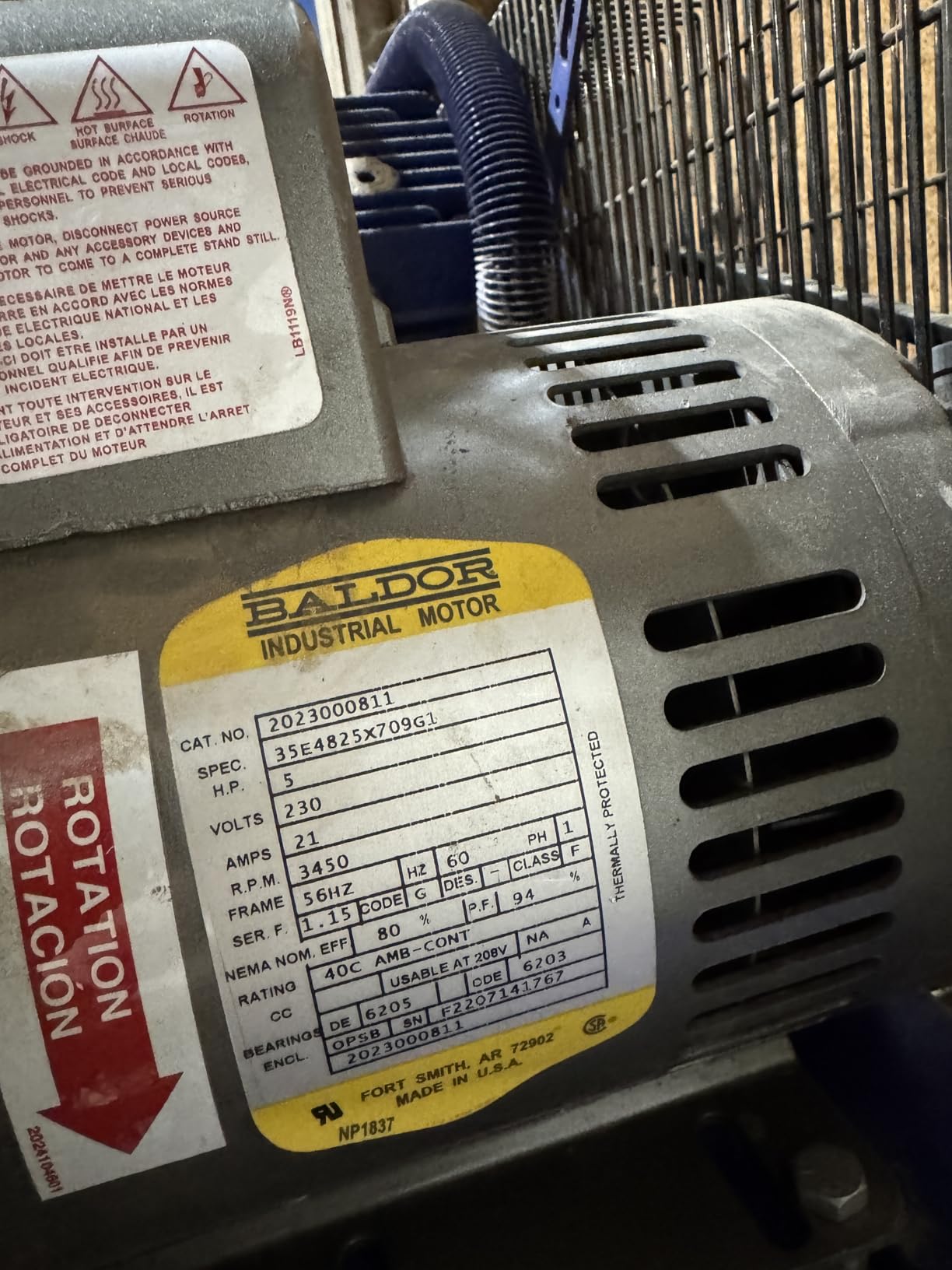 Quincy QT-54 Splash Lubricated Reciprocating Air Compressor - 5 HP, 230 Volt, 60-Gallon Vertical customer photo 1