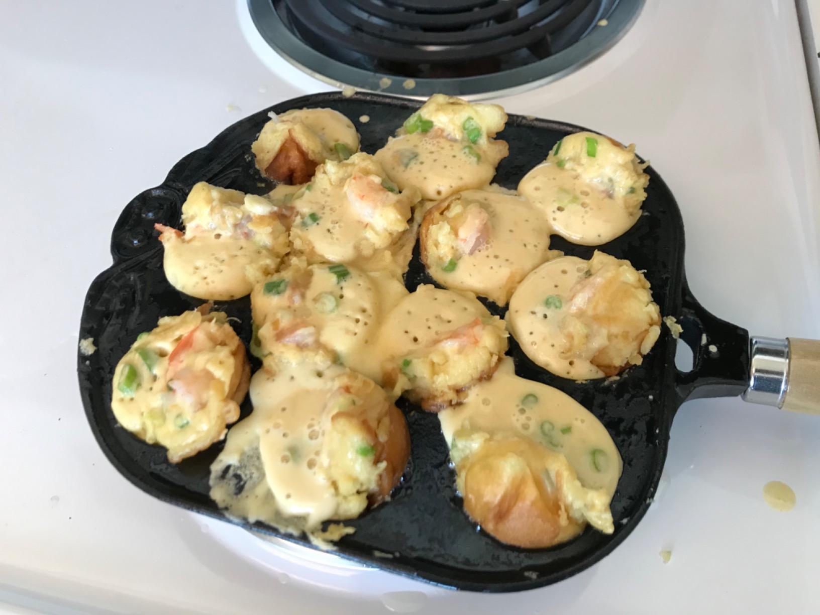 Happy Sales, Cast Iron Takoyaki Pan, 8