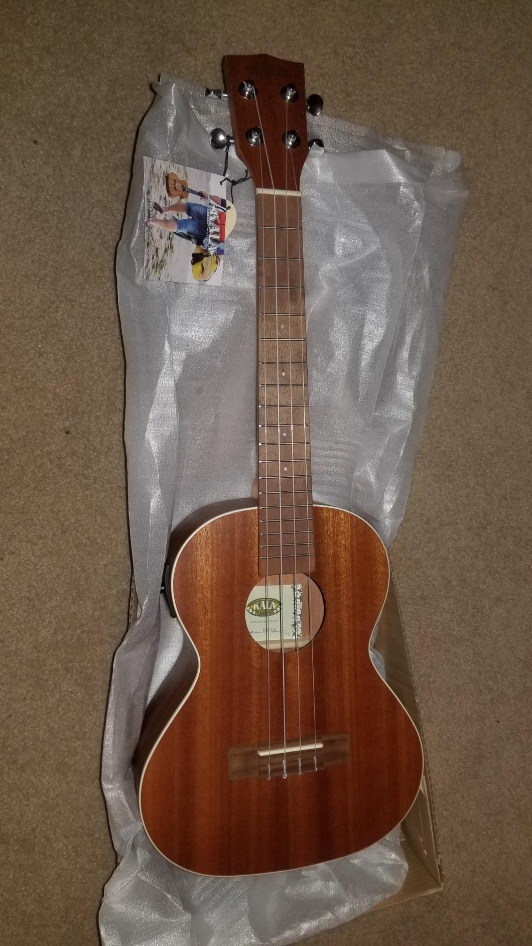 Kala KA-CE Satin Mahogany Concert Acoustic-Electric Ukulele customer photo 2