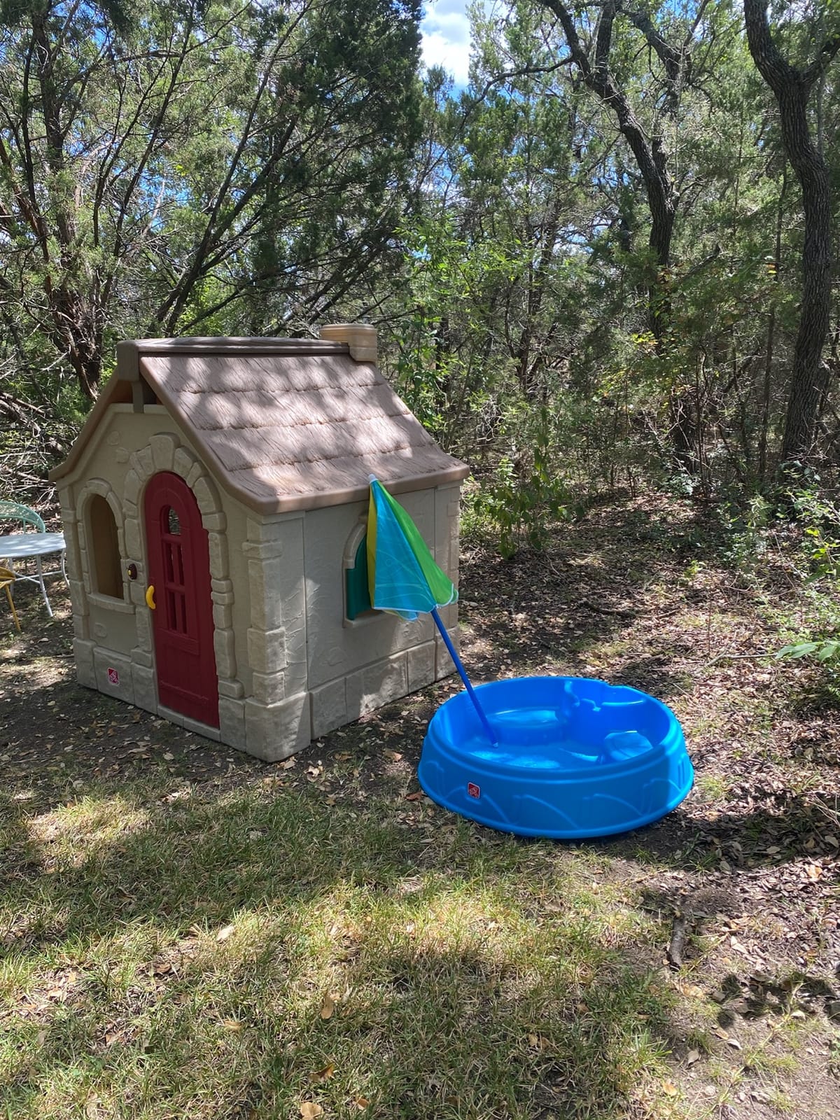 Step2 Naturally Playful Storybook Cottage Kids Playhouse, Indoor/Outdoor Playset, Interactive Play with Sounds, Made of Durable Plastic, For Toddlers 1.5+ Years Old customer photo 1