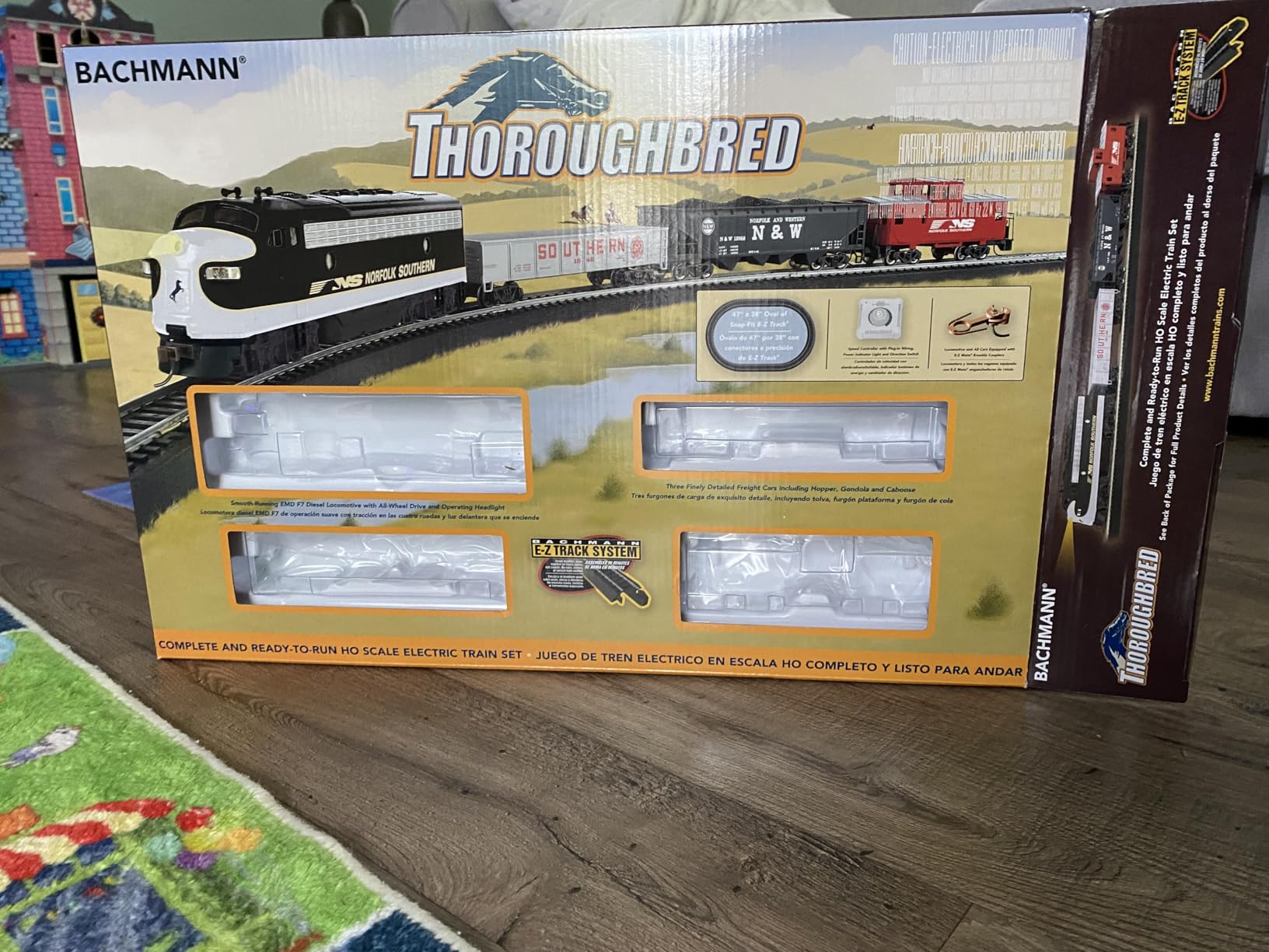 Bachmann Trains - Thoroughbred Ready To Run Electric Train Set - HO Scale customer photo 1
