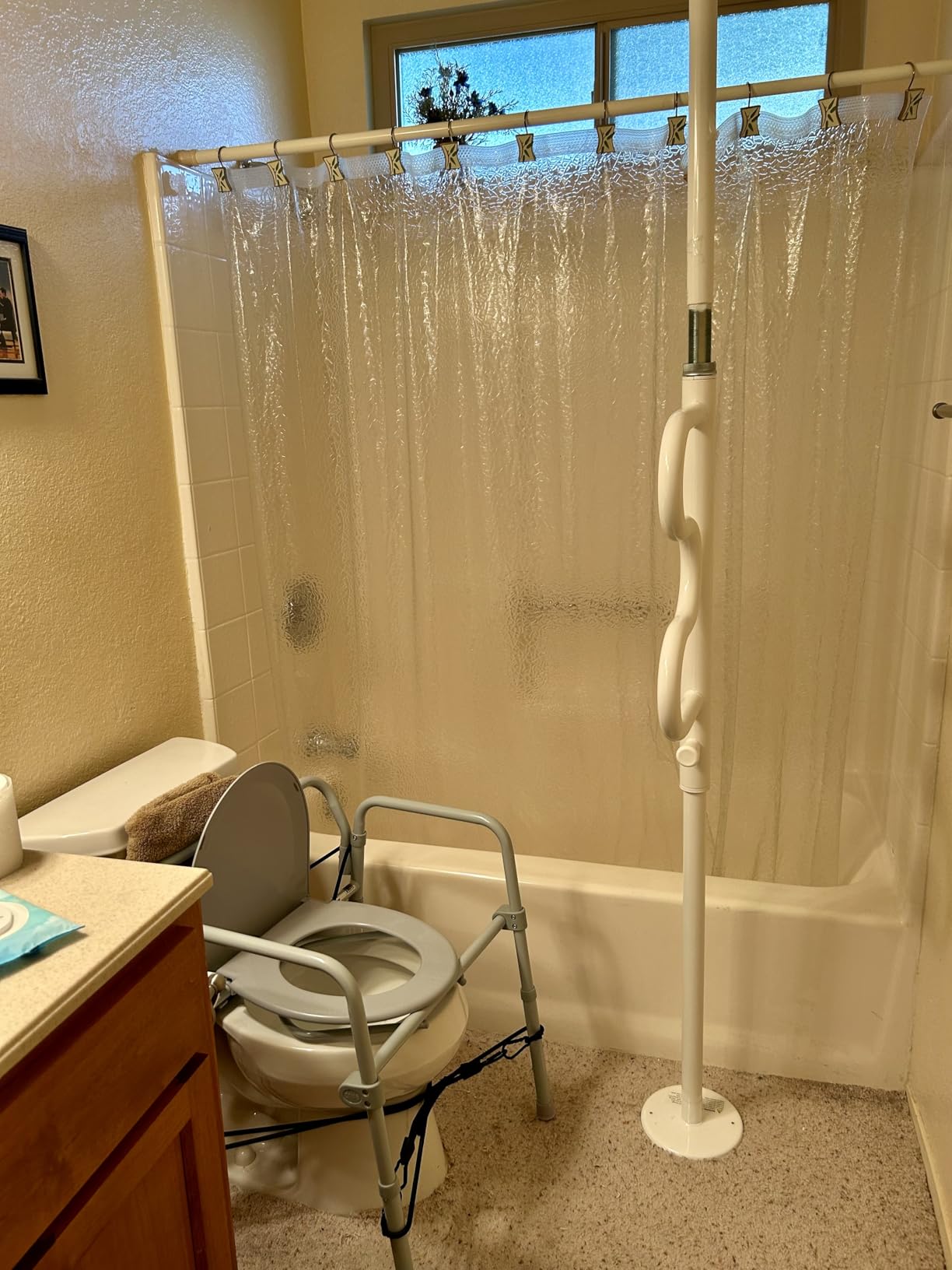 Stander Wonder Pole, Security-Pole and Curve Grab Bar, Tension Mounted Floor to Ceiling Transfer-Pole for Seniors, Elderly Adults, Bathroom Safety Assist and Stability Rail, White customer photo 1