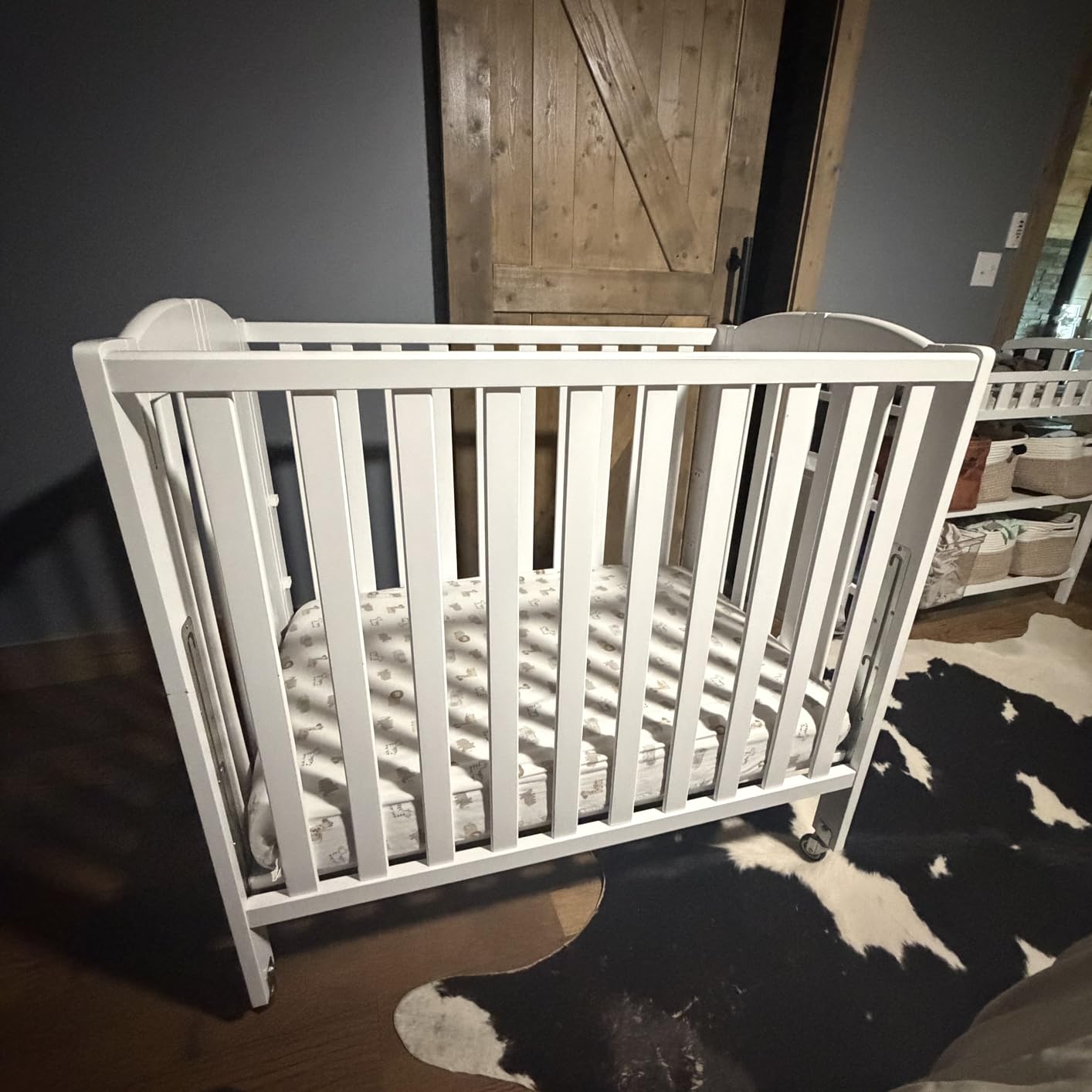 Dream On Me Mini Folding 3-in-1 Portable Baby Crib, Sturdy Locking Wheels | Mattress Included, 3 Adjustable Height, Compact Flat Fold for Small Spaces, GREENGUARD Gold & BSA Verified, White customer photo 1