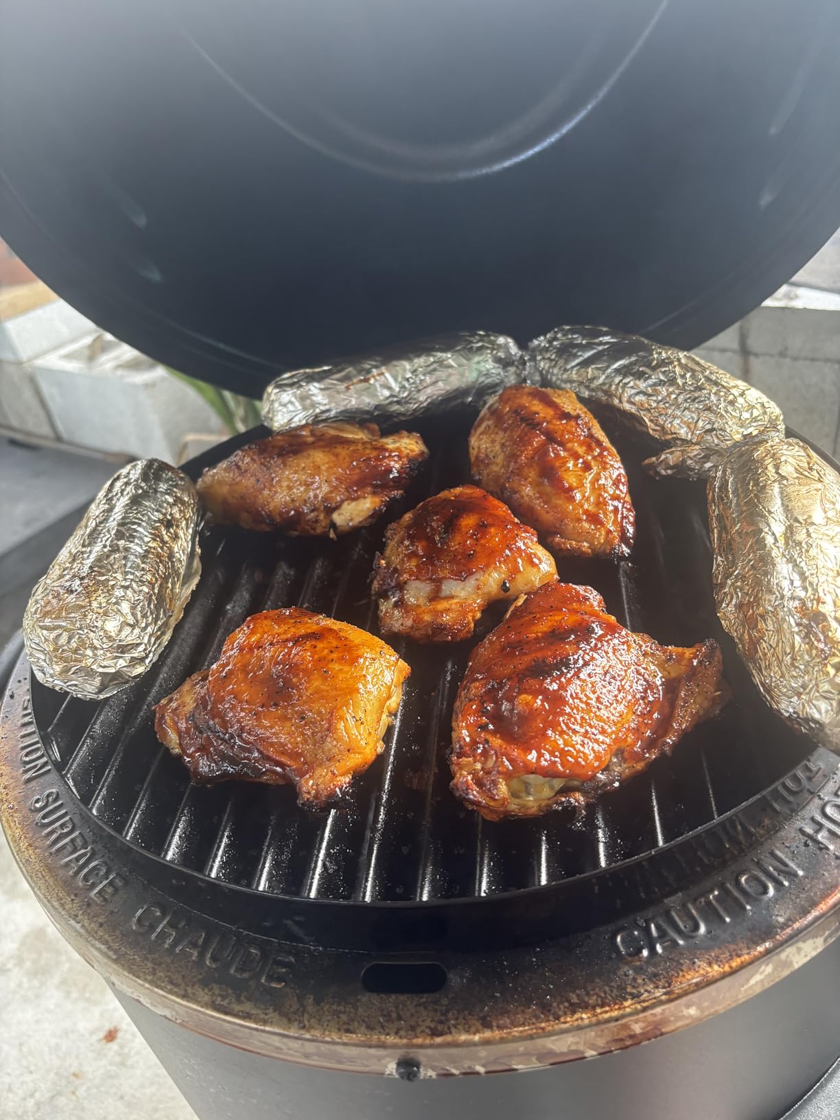 Charbroil The Big Easy TRU-Infrared 3-in-1 Smoker, Roaster & Gas Grill, Black - 14101550 customer photo 2