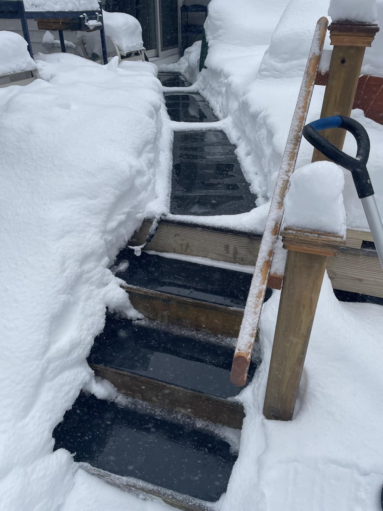 HeatTrak Heated Snow Melting Mats for Stairs - Heated Outdoor Mats - Electric Snow Melting Mats for Winter Snow Removal - Trusted Snow and Ice Melting Mats and No-Slip Stair Heating Mats (10