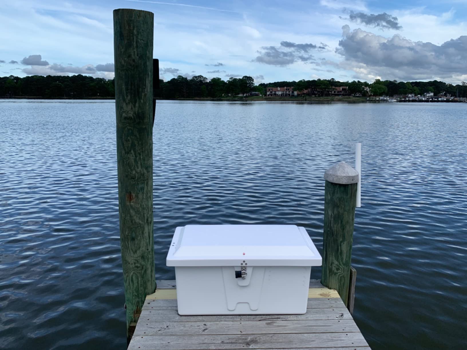 Taylor Made Stow N' Go Fiberglass Dock Box customer photo 1