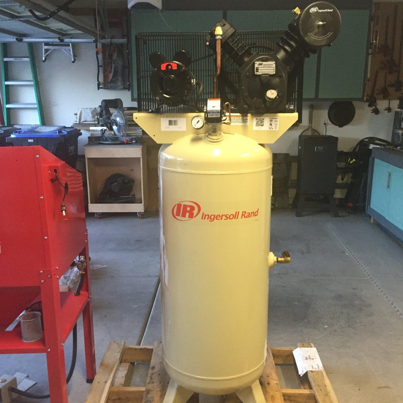 Ingersoll Rand 2340L5-V 5 HP Type 30 Two-Stage Air Compressor, 60 Gallon customer photo 1