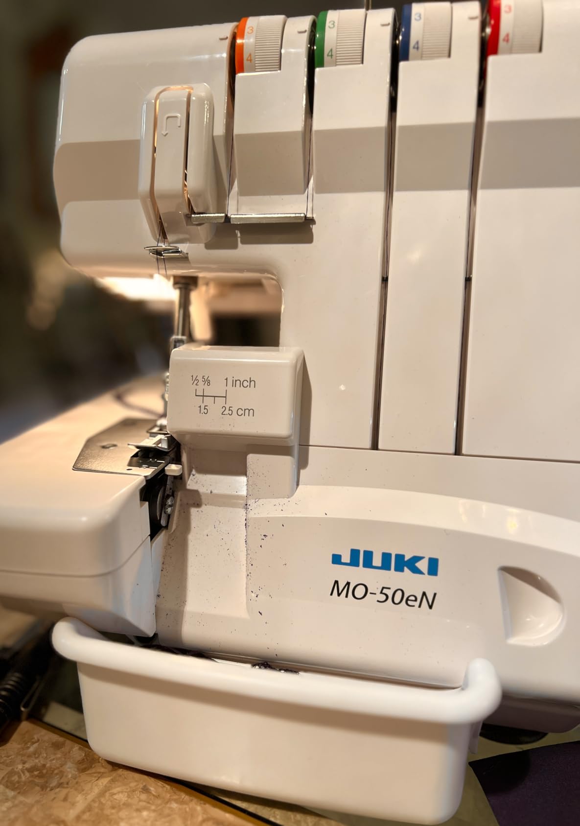 Juki MO-50E 3 or 4 Thread Serger, Lay In Tensions, Adjustable Differential Feed, Built In Rolled Hem, Automatic Lower Looper Threader, Retractable Upper Knife customer photo 1