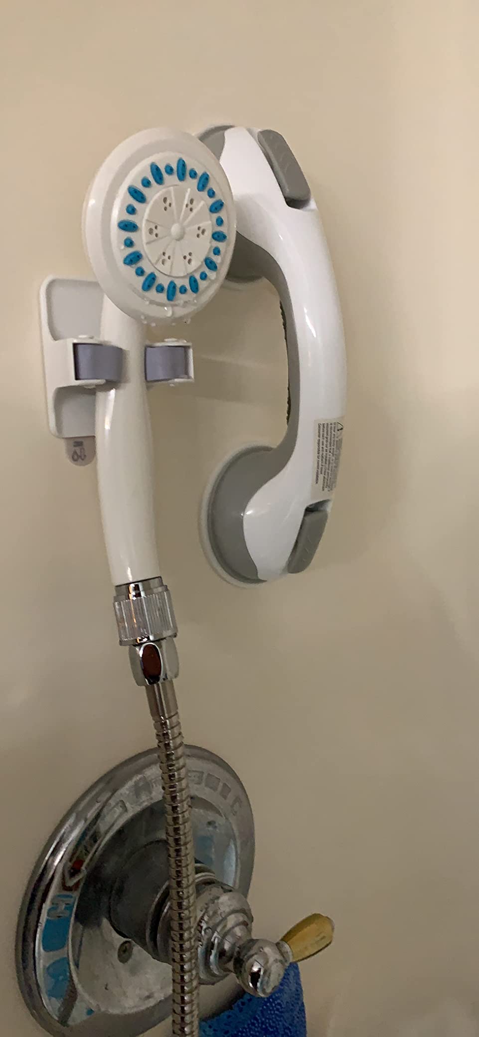 AquaSense 770-980 3-Setting Handheld Shower Head With Hose, Gray customer photo 1
