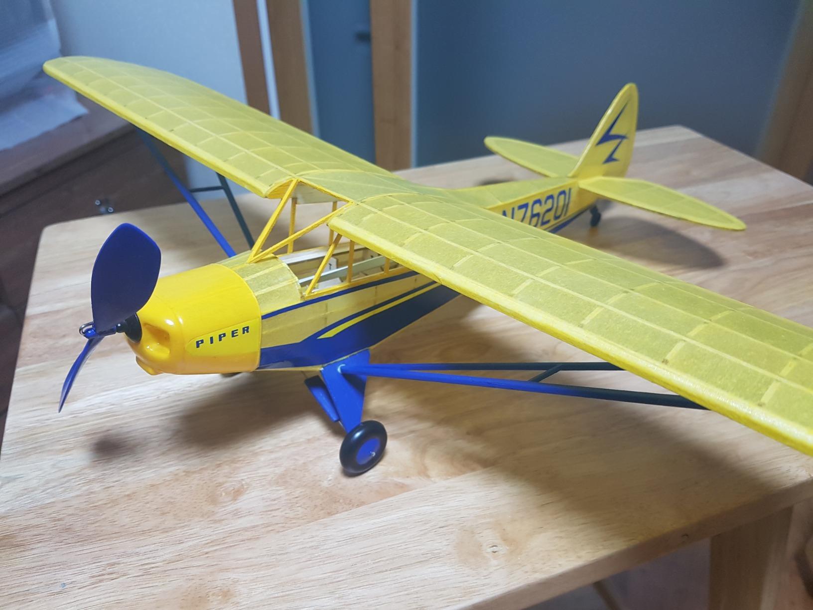 Guillow's Piper Super Cub 95 Laser Cut Model Kit Blue, Small customer photo 1