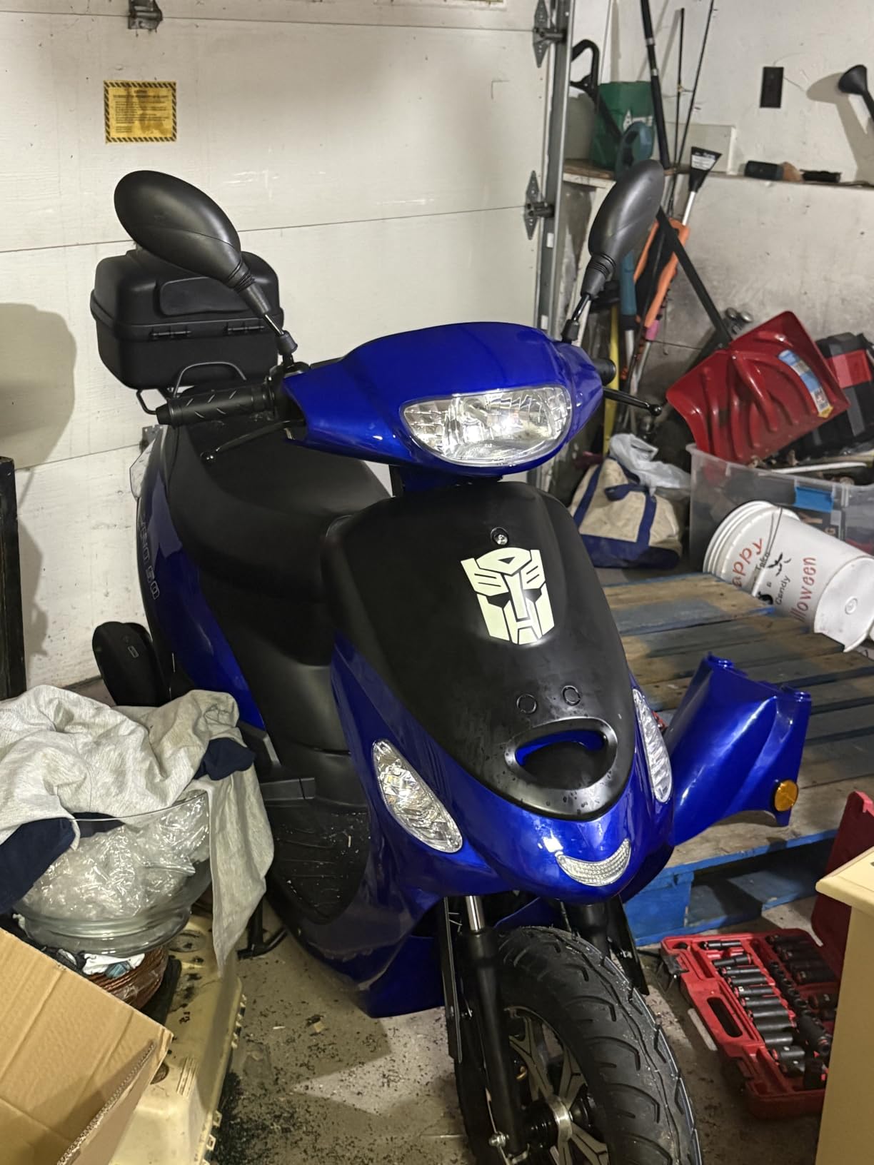 TAO 49cc / 50cc street legal fully automatic scooter moped with a Matching trunk - Choose your color customer photo 1
