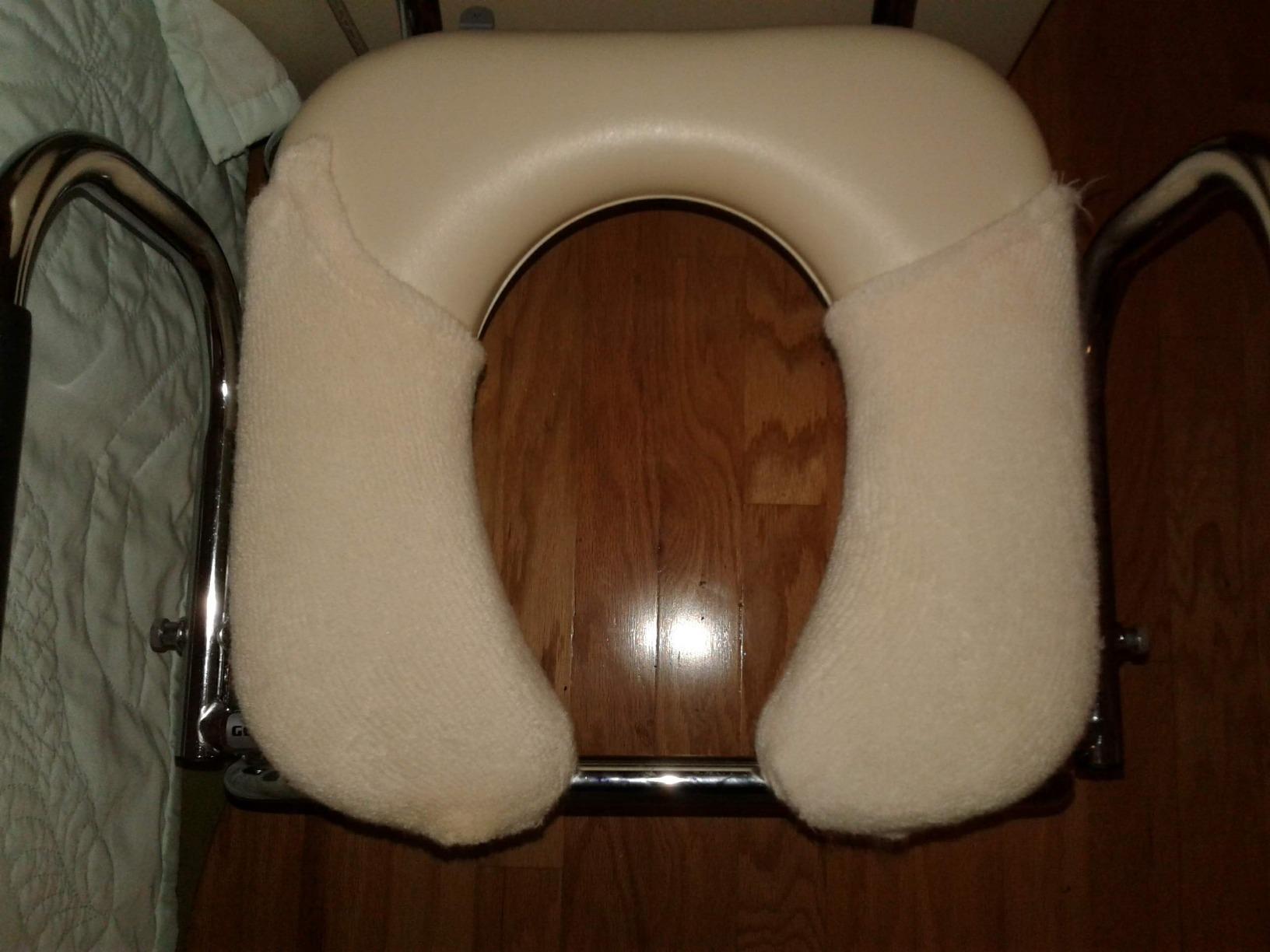 Medline Drop Arm Commode with Padded Seat and Backrest, Durable Toilet Chair for Adults and Seniors, Removable Pail, Splash Guard, Drop Down Arms for Easy Transfer, 350 lb. Weight Capacity, Tan customer photo 2