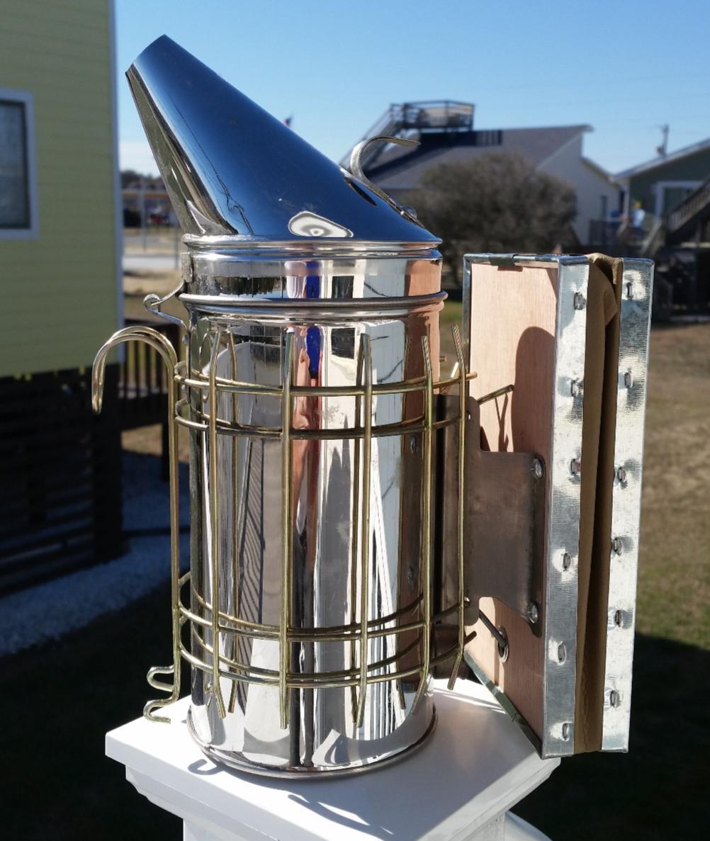 New Bee Hive Smoker Stainless Steel w/Heat Shield Beekeeping Equipment | Heat Shield, Beekeeping Equipment Tool Kit customer photo 2