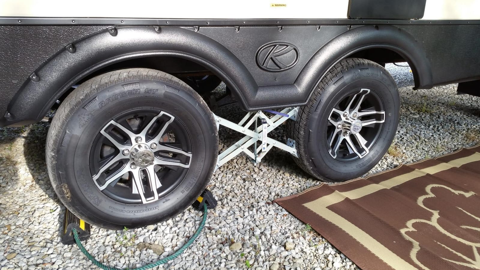BAL 28014 X-Chock Tire Locking Chock - Extended, Silver customer photo 2
