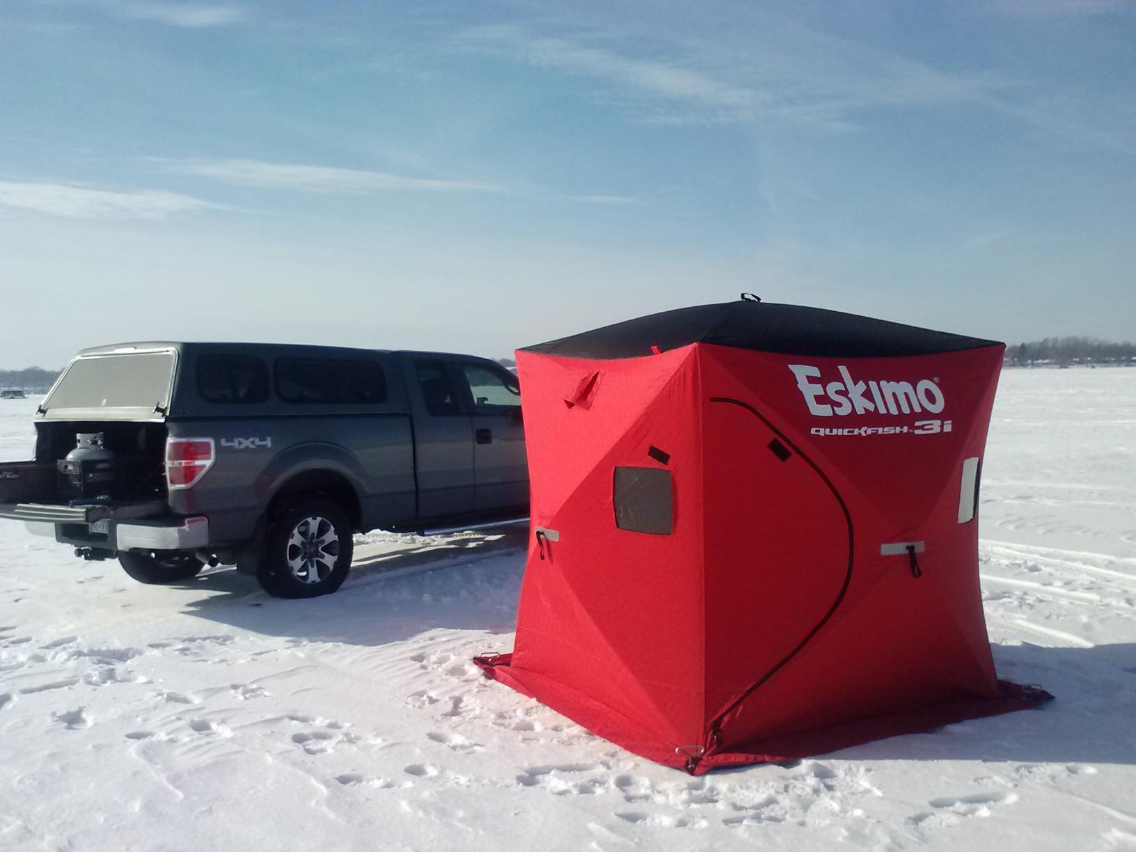Eskimo 69445 Quickfish 3i Insulated Pop-Up Portable Hub-Style Ice Fishing Shelter, 34 Square Feet of Fishable Area, 3 Person Shelter, Red customer photo 1