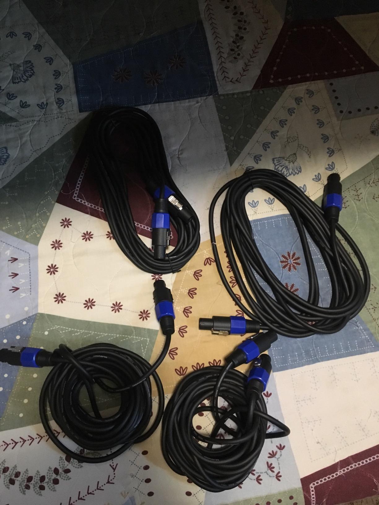 Pa System with Wireless Microphone and Speakers 15