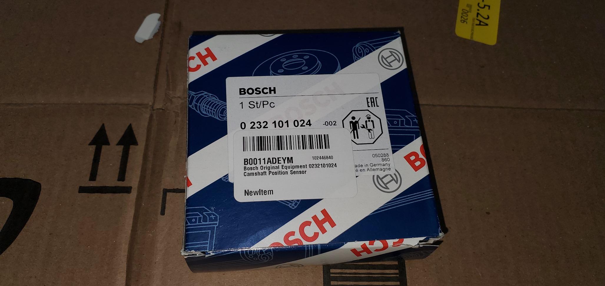 BOSCH 0232103079 Original Equipment Camshaft Position Sensor | Compatible with Select Buick Lacrosse; Cadillac CTS/SRX; Chevrolet Equinox, Malibu, Traverse; GMC Acadia; Pontiac G6/8 + More customer photo 1