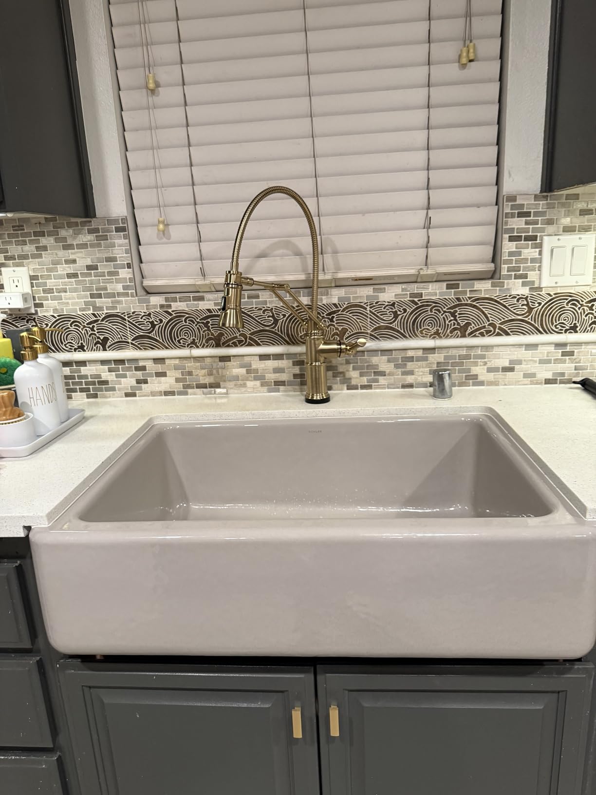 KOHLER Whitehaven 32-3/4