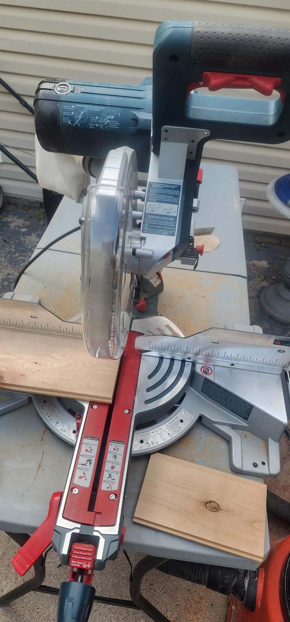 BOSCH 15.0 Amp CM10GD 10 In. Dual-Bevel Glide Miter Saw for Woodworking | Articulated hinge arms, axial-glide system customer photo 2