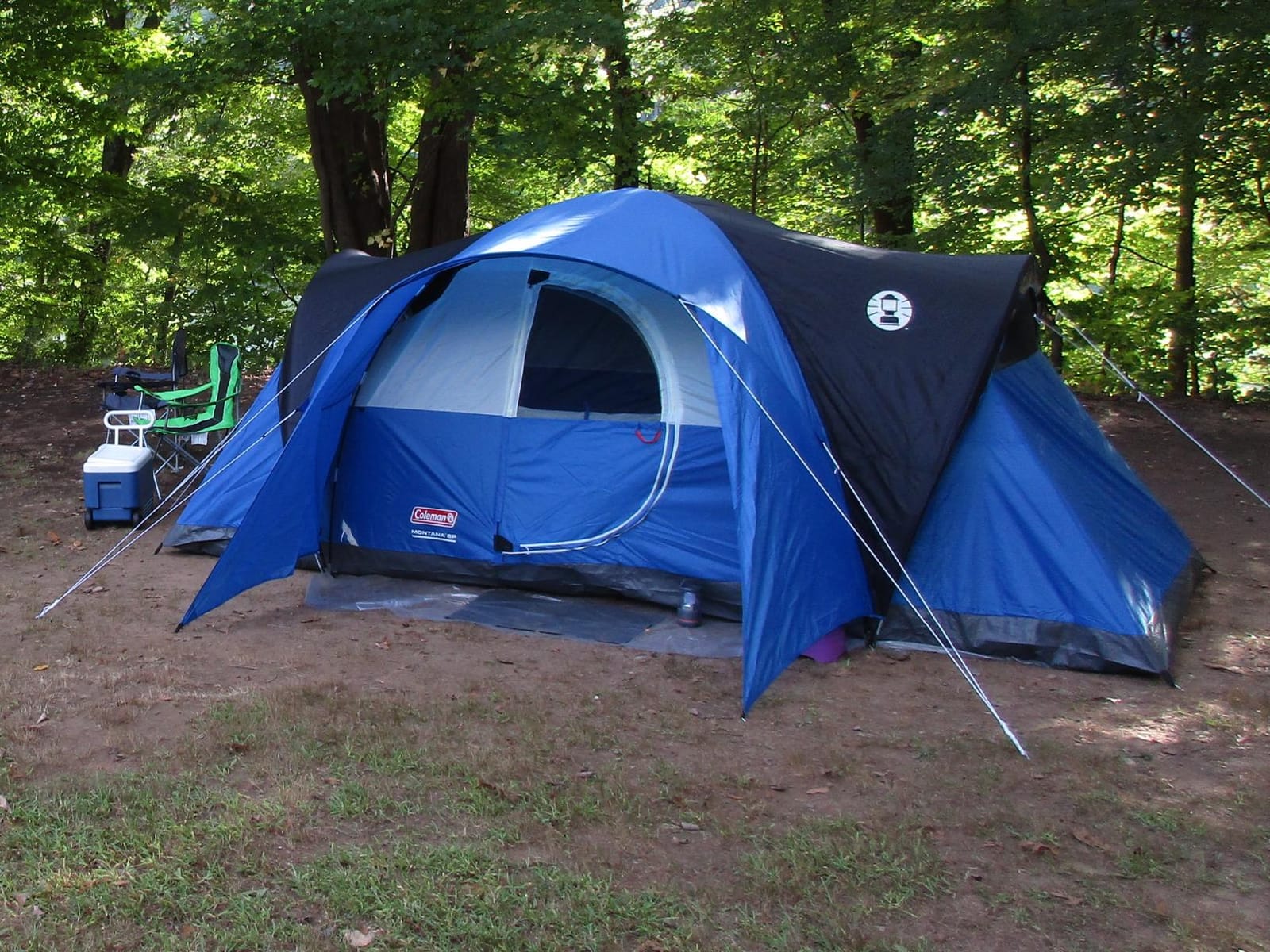 Coleman Montana Camping Tent, 6/8 Person Family Tent with Included Rainfly, Carry Bag, and Spacious Interior, Fits Multiple Queen Airbeds and Sets Up in 15 Minutes customer photo 2