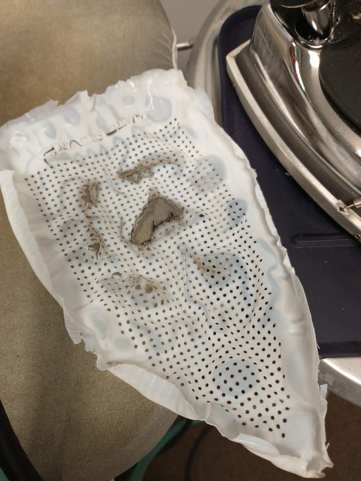 Gravity-Feed Steam Iron ~ Silver star ES-300 customer photo 1