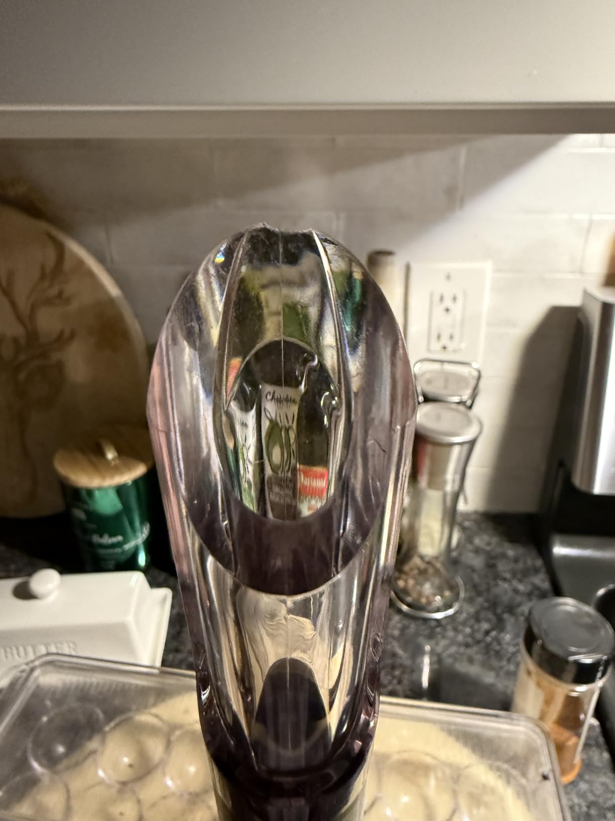 Rabbit Wine Aerator Pourer Spout - Instant In-Bottle Aerating for Richer, Smoother Wine - Dripless Pour Spout for Red and White Wine customer photo 1