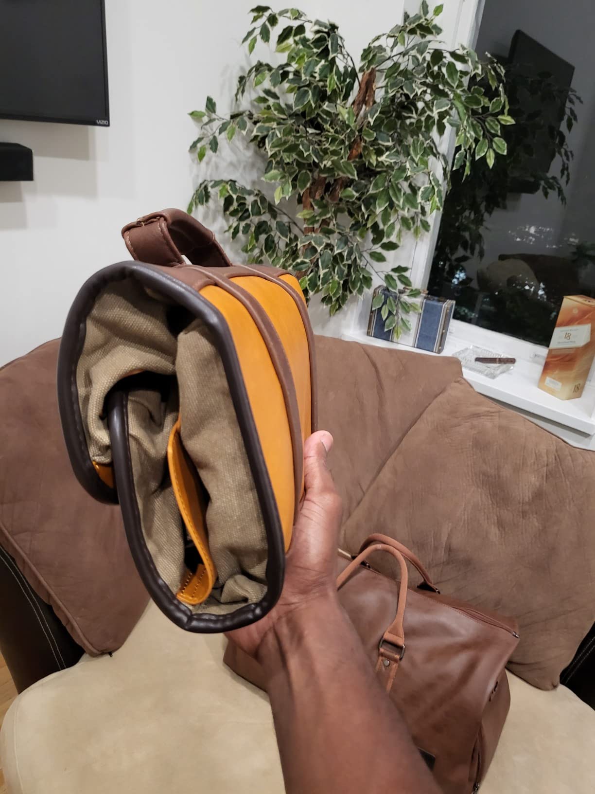 Vetelli Leather Toiletry Bag for Men - Water Resistant, 2 Zippered Internal Pockets, 2 Snap-Fastened Internal Pockets, and Hanging Hook. customer photo 2