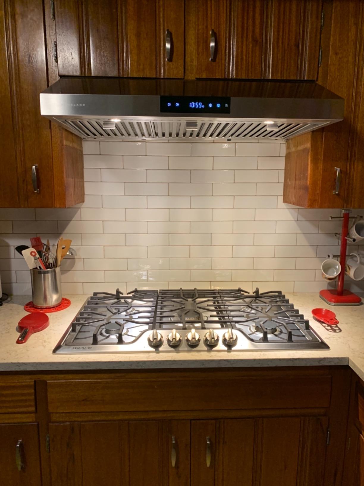Frigidaire Gallery 36 Inch Stainless Steel Gas Cooktop, 5-Burner Range with Liquid Propane Cooktop Conversion Kit, FGGC3645QS customer photo 1