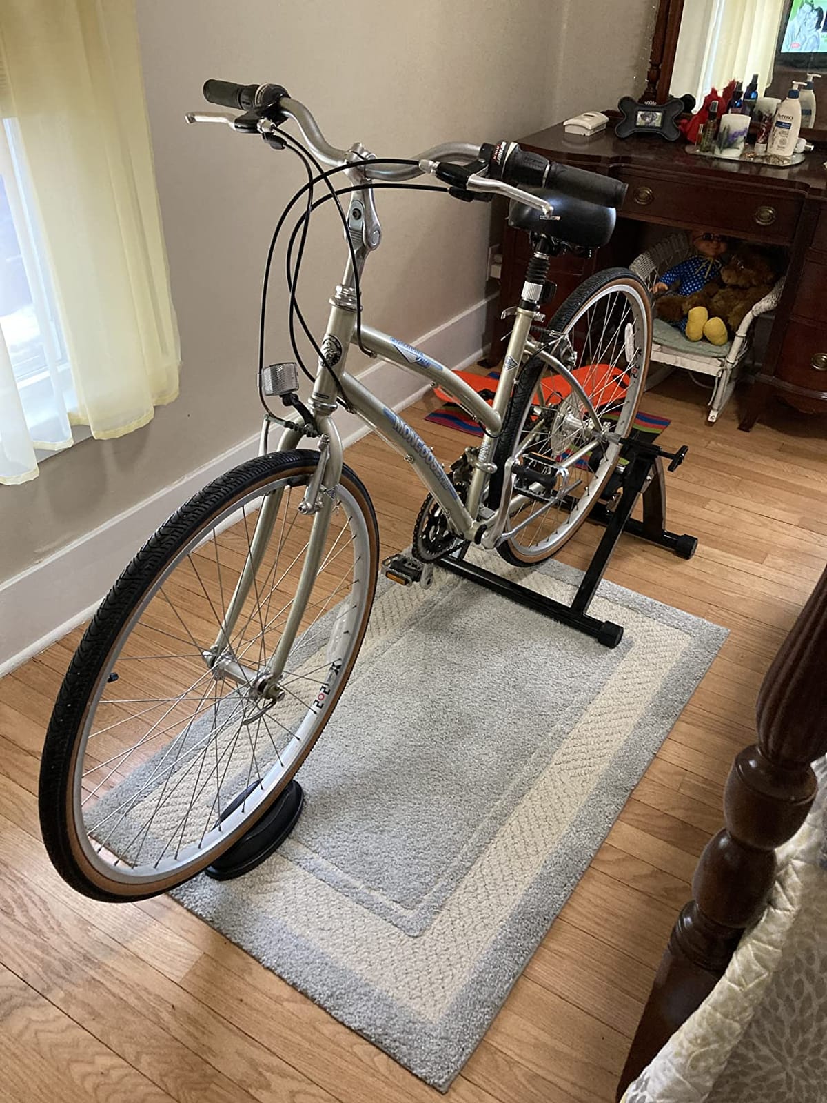 Yaheetech Magnetic Steel Bike Trainer Stand for Indoor Riding, 26-28in/700C | Quiet, Adjustable Magnetic Resistance and a Sturdy Steel Frame Keep Your Road or Mountain Bike Stable for Indoor Training customer photo 1