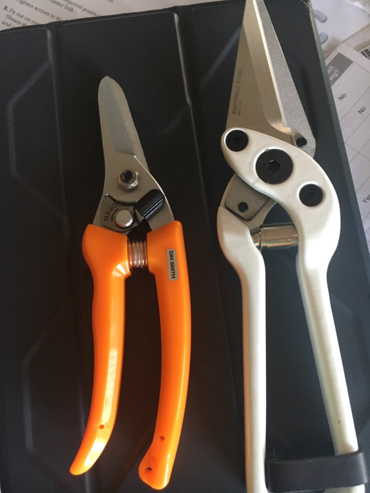 Premier 1 ExoTrim™ Serrated Hoof Trimmer | Japanese high carbon steel blades. Rounded tips safe for cleaning hooves. Also removes ear tags. Ultra-smooth cutting stroke. customer photo 1