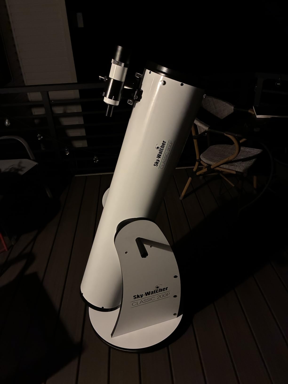 Sky-Watcher Classic 200 Dobsonian 8-inch Telescope - Solid-Tube - Simple, Traditional Design - Easy to Use, Perfect for Beginners, White customer photo 1