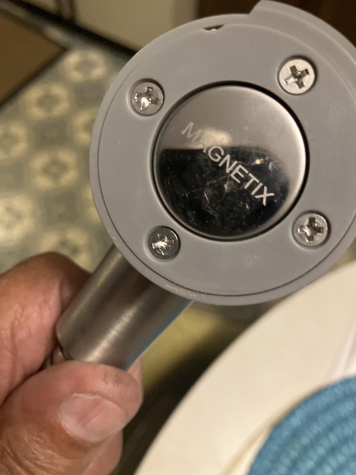 Moen Engage Spot Resist Brushed Nickel Six-Function 5.5-Inch Removable Handheld Showerhead with Magnetic Docking System, 26112SRN customer photo 1