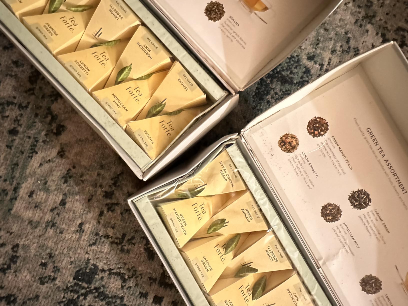 Tea Forte Tea Sampler, 20 Pyramid Infuser Bags, Premium Tea Gift Set | Green Tea Presentation Box, 4 of Each Blend, Individually Wrapped, Giftable Presentation Box for Tea Lovers customer photo 1