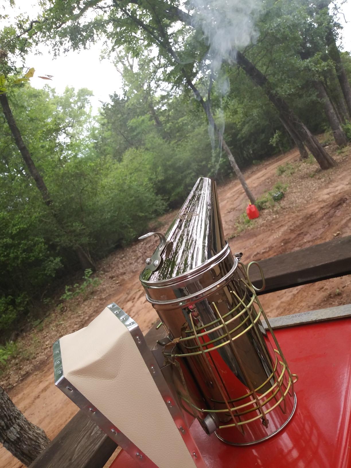 Honey Keeper Bee Hive Smoker Stainless Steel with Heat Shield Beekeeping Beehive Equipment customer photo 2