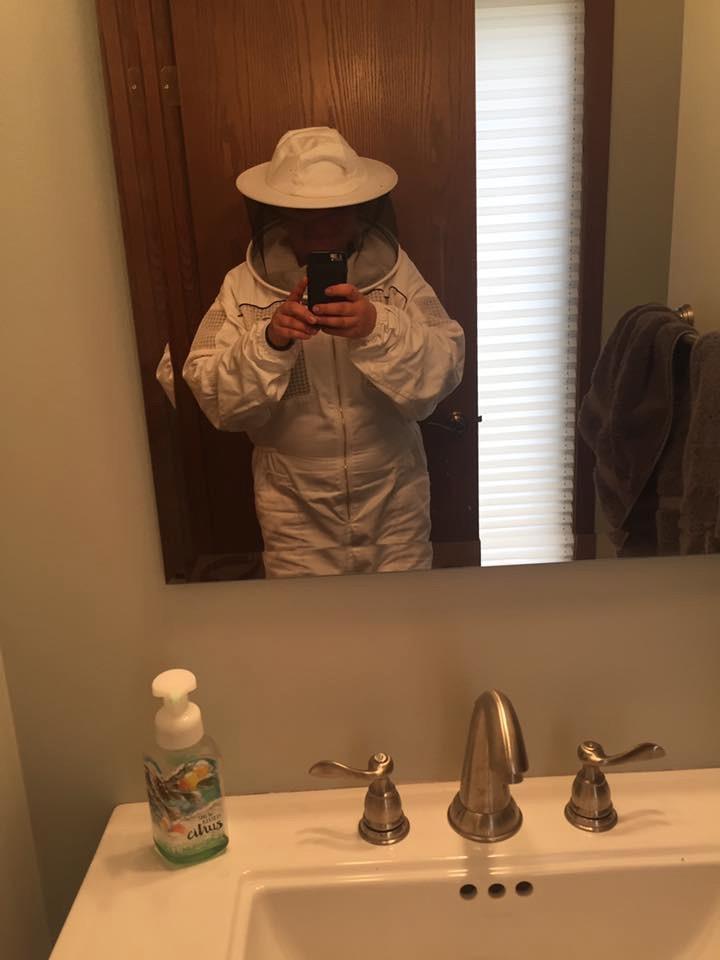 Humble Bee 430 Ventilated Beekeeping Suit with Round Veil customer photo 2