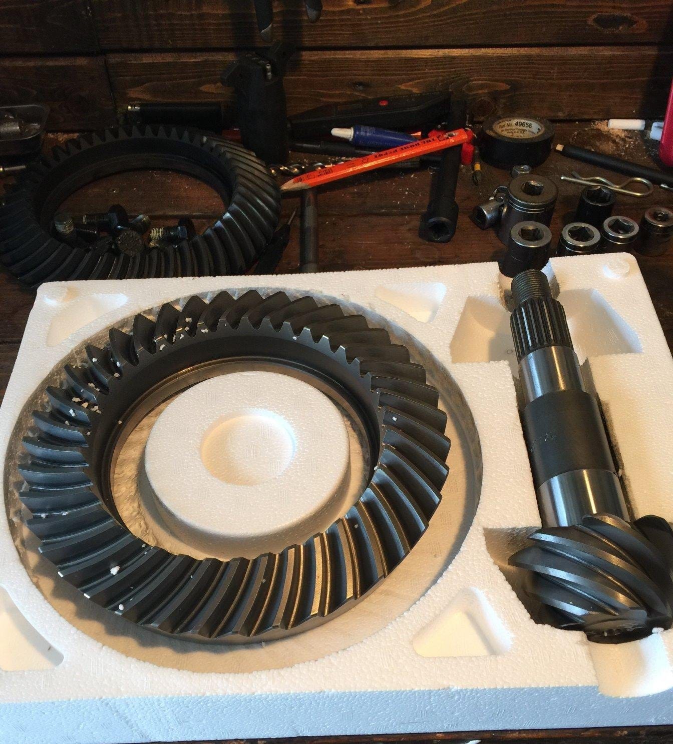 Revolution Gear D44 JK Rear 4.88 Ratio Ring and Pinion Gear Set - Fits Dana 44 Rear Differential customer photo 1