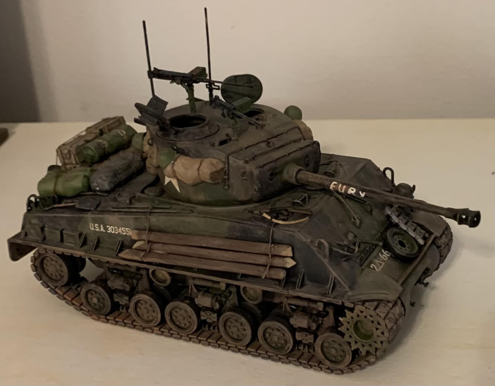 Italeri 6529S 1/35 M4A3E8 Sherman, Fury, Shield Plastic Model Kit customer photo 2