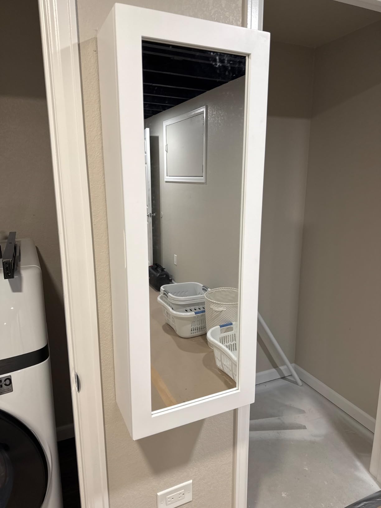 Wall Mounted Ironing Board with Storage Cabinet, Built in Ironing Board & Folding Support Leg customer photo 1